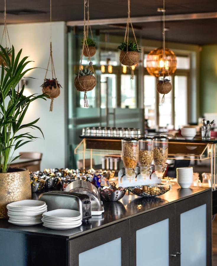 Hotel Restaurant Anno Nu โอชต์คาเปลเล ภายนอก รูปภาพ