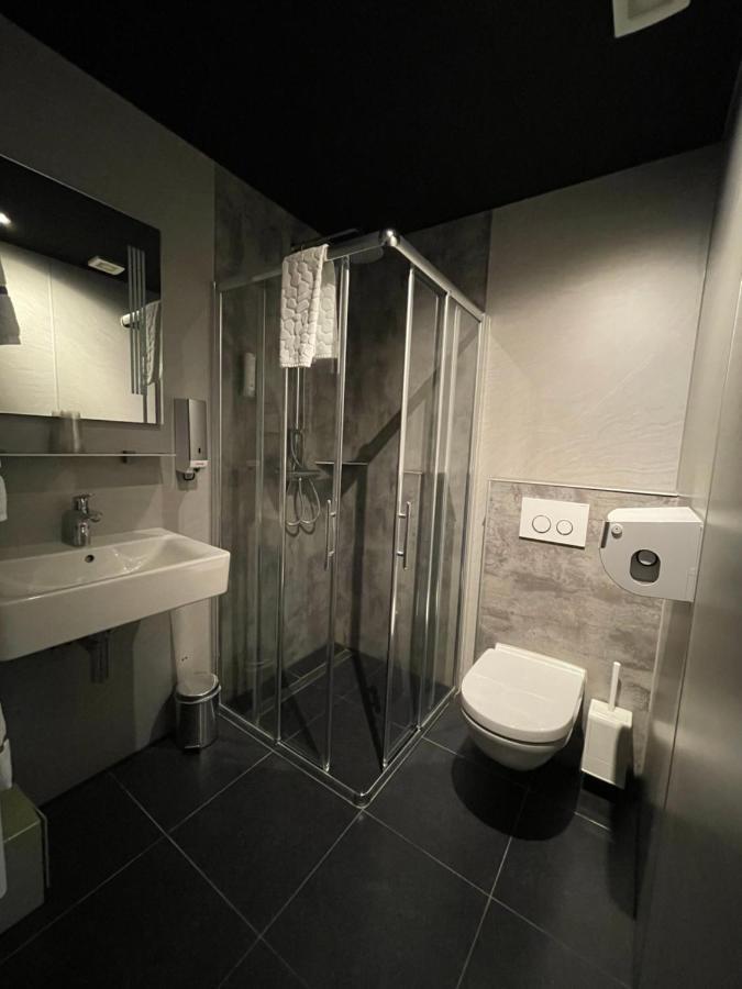 Hotel Restaurant Anno Nu โอชต์คาเปลเล ภายนอก รูปภาพ