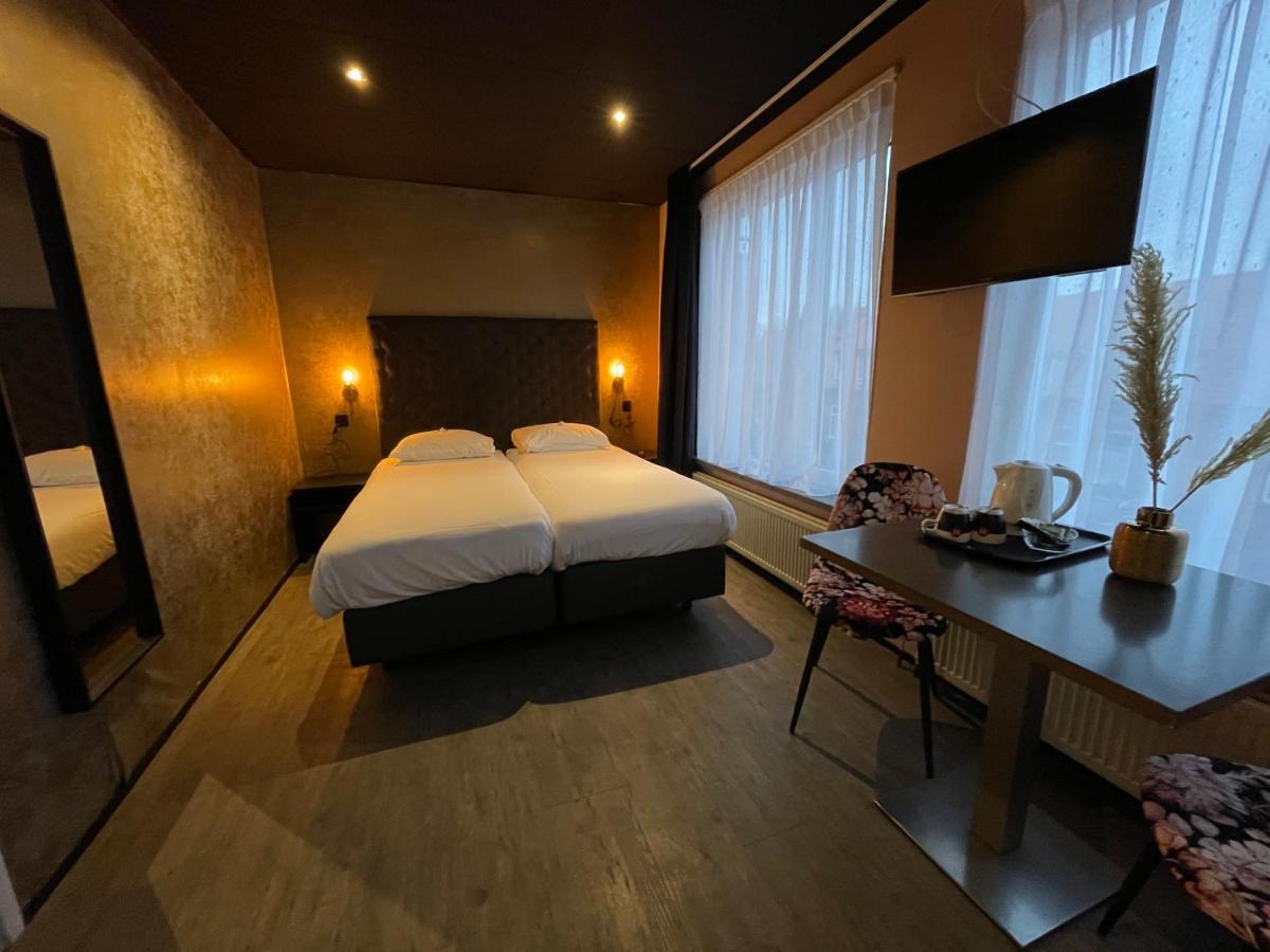 Hotel Restaurant Anno Nu โอชต์คาเปลเล ภายนอก รูปภาพ