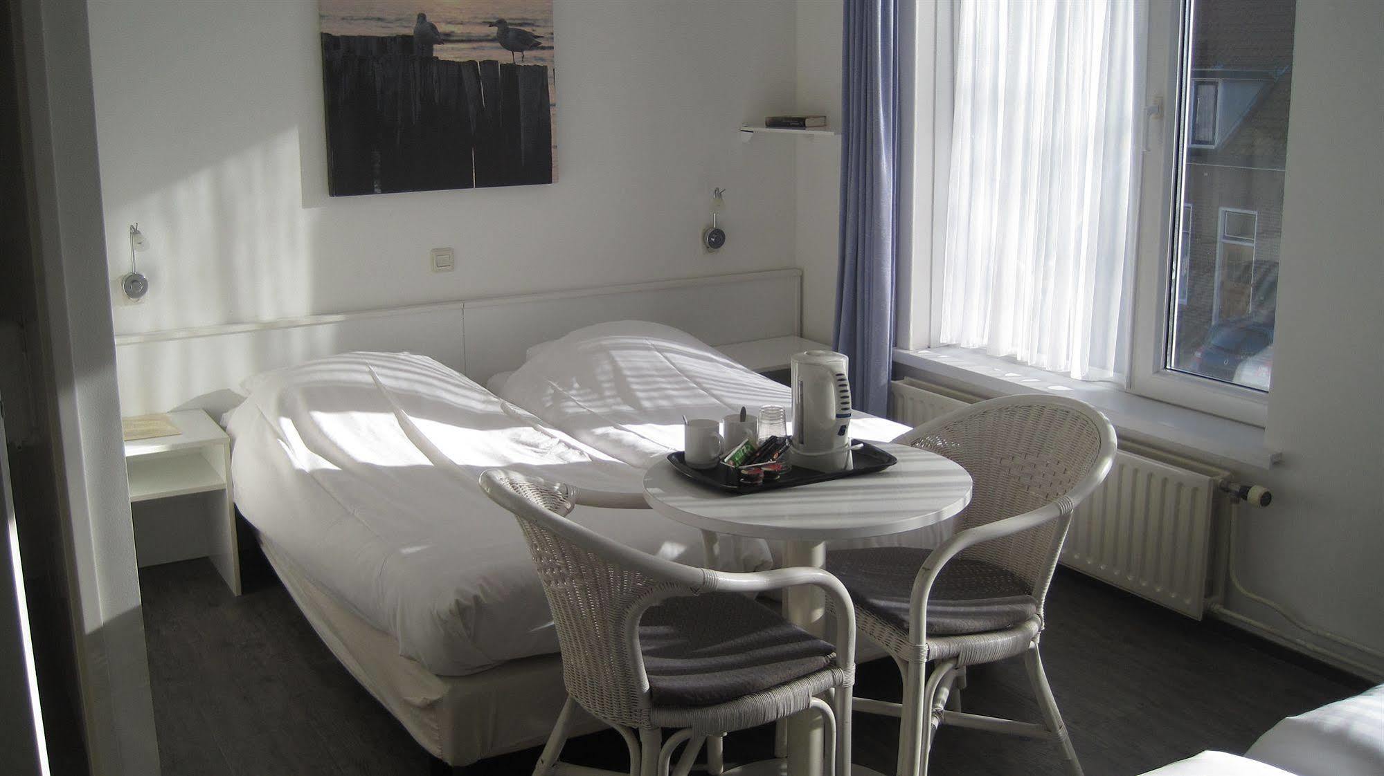 Hotel Restaurant Anno Nu โอชต์คาเปลเล ภายนอก รูปภาพ
